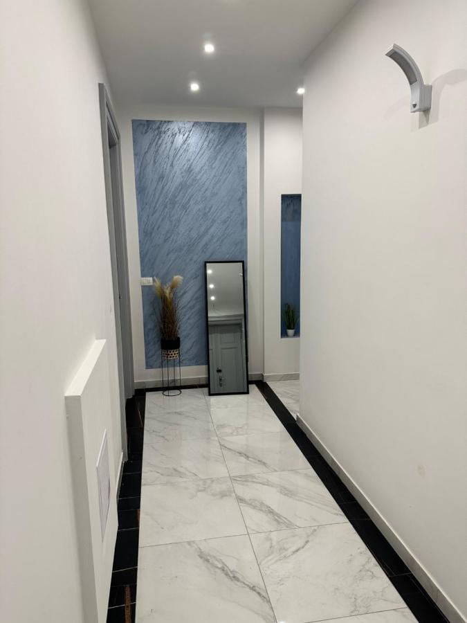 Studio Apartment Fiorello I Fiume Esterno foto